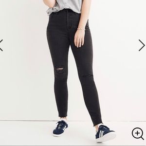 Madewell Curvy Highrise Skinny- in Black Sea